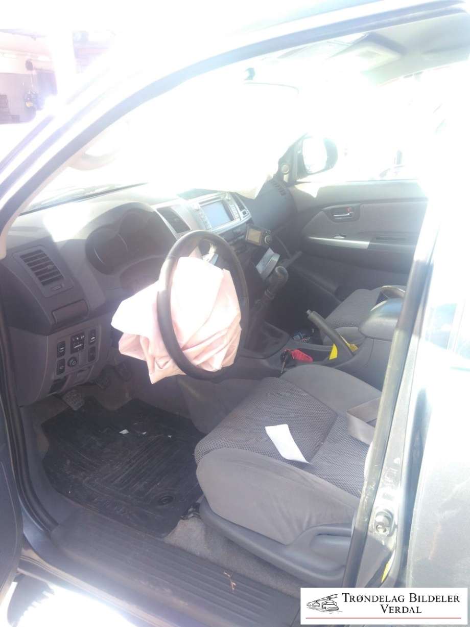 Toyota Hilux 2012-2016 , Motorkode: 2KD-FTV, Girkassekode: M