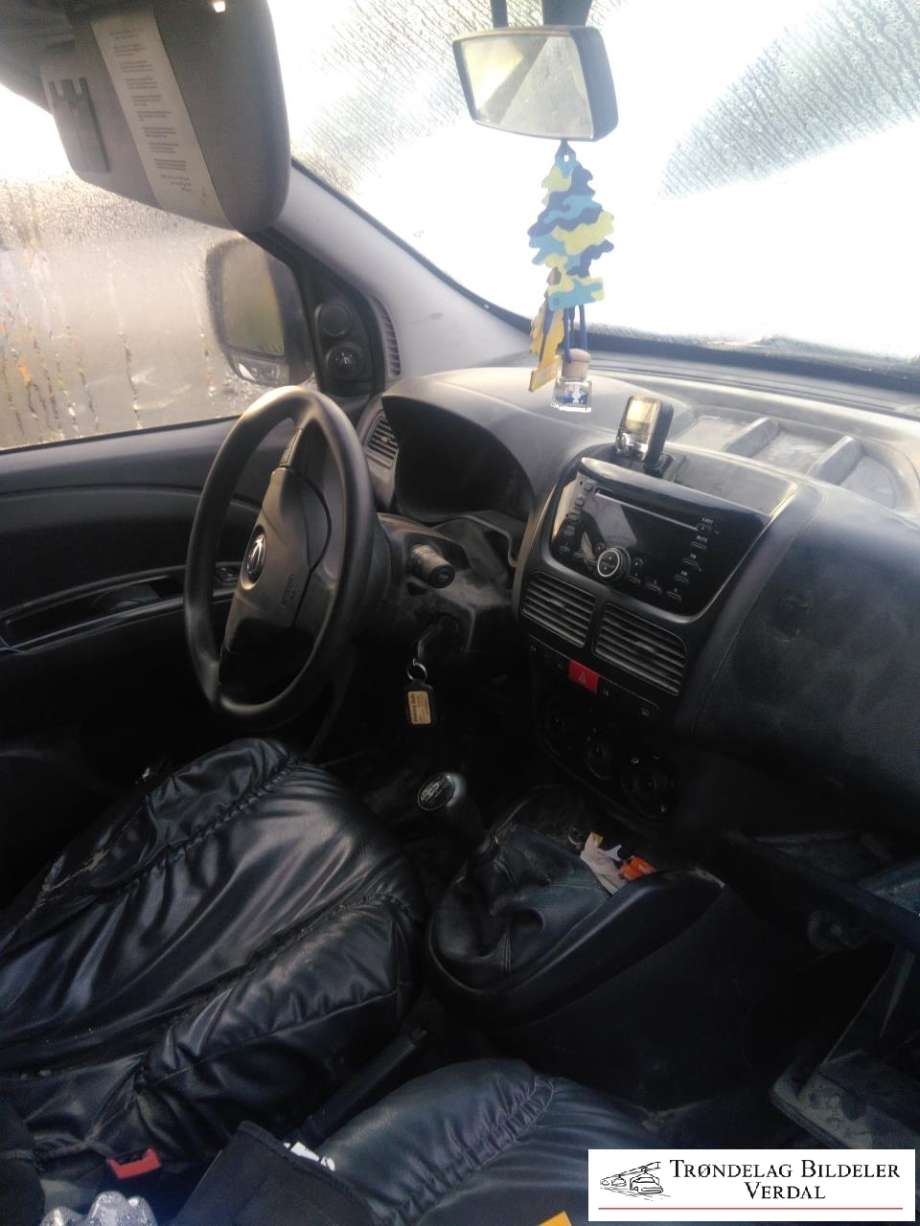 Opel Combo D 2012-2018 , Motorkode: 263A2000, Girkassekode: