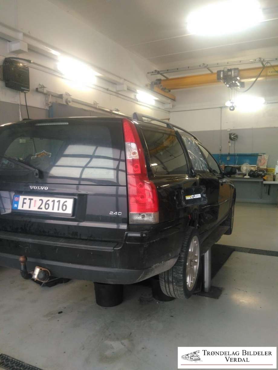 Volvo V70 2005-2007 (Type II, Fase 2) , Motorkode: D5244I(5), Girkassekode: 