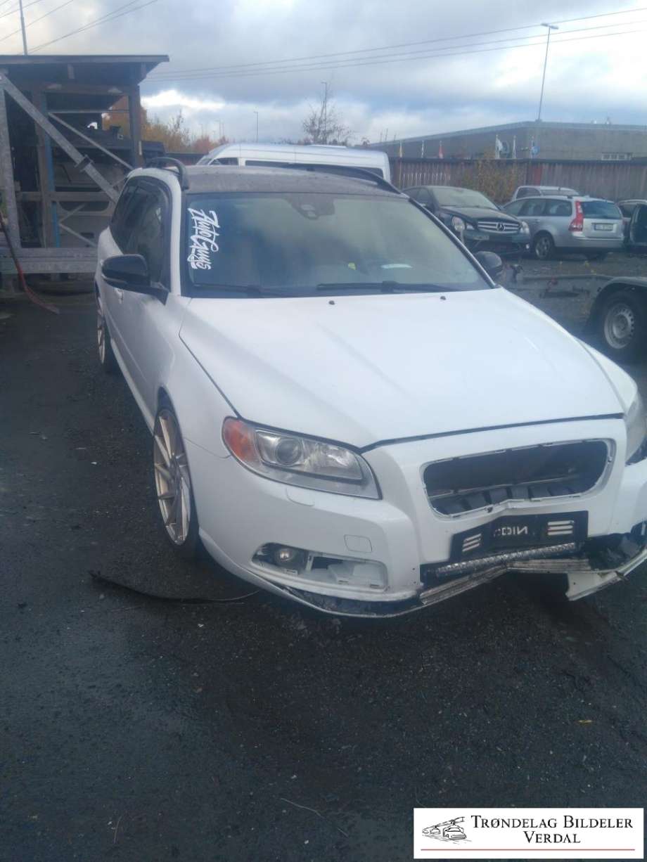 Volvo V70 2007-2013 (Type III, Fase 1) , Motorkode: D5204T7, Girkassekode: 