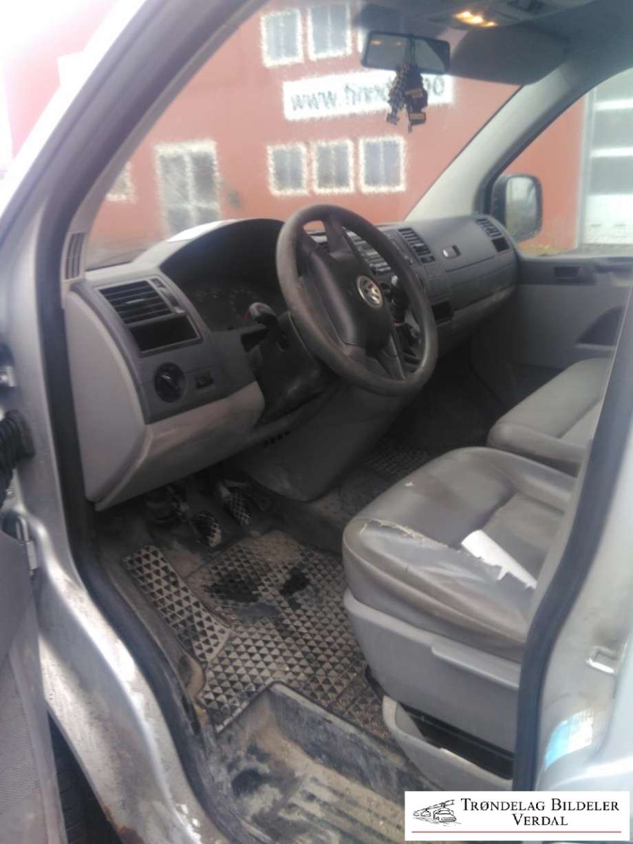 VW Transporter / Caravelle 2003-2009 (Fase 1) (T5) (T5), Motorkode: AXD, Girkassekode: M