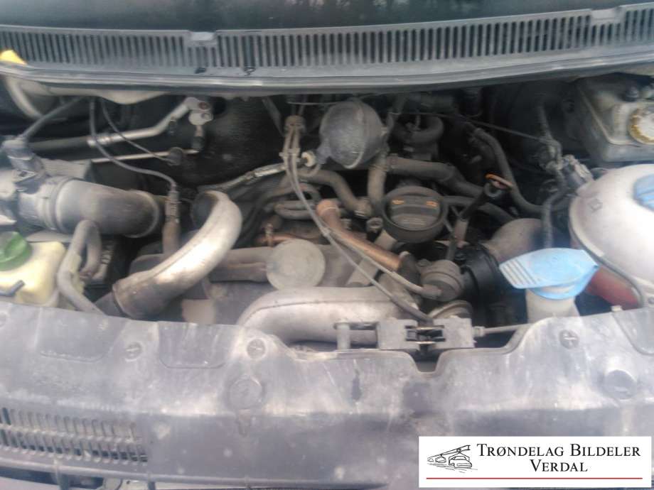VW Transporter / Caravelle 2003-2009 (Fase 1) (T5) (T5), Motorkode: AXD, Girkassekode: M