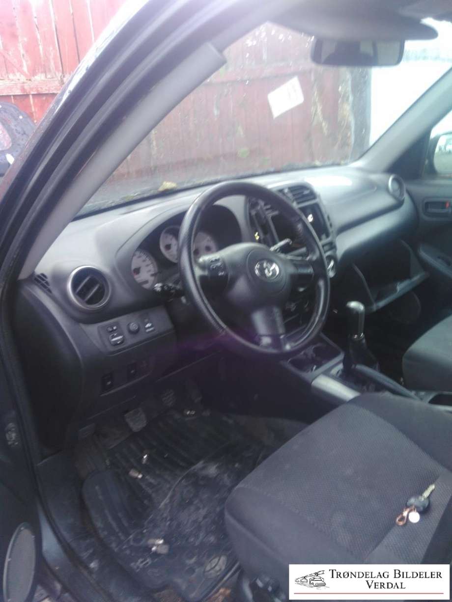 Toyota RAV4 2000-2006 (Type II) , Motorkode: , Girkassekode: