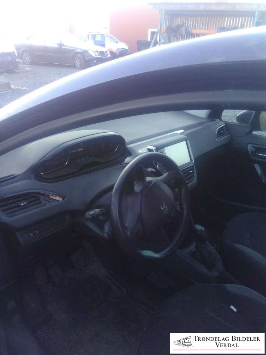 Peugeot 208 2012-2019 (Type I) , Motorkode: ZM01, Girkassekode: