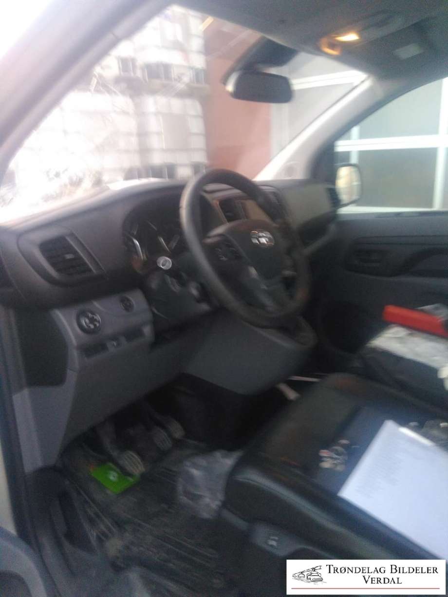 Toyota Proace 2016-->> (Type II) , Motorkode: AH01, Girkassekode: M