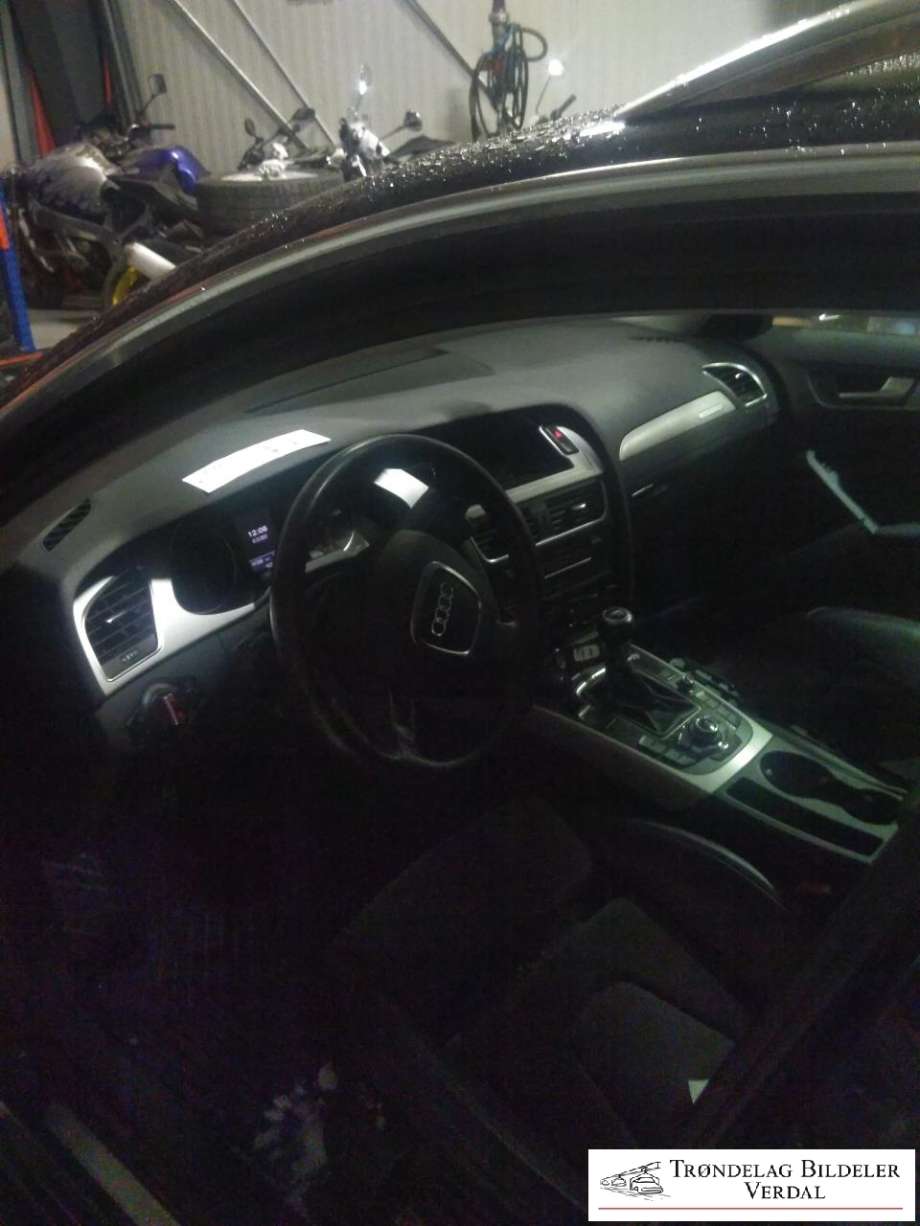 Audi A4, Allroad 2009-2016 (Type I) (B8) (B8), Motorkode: CAG, Girkassekode: M