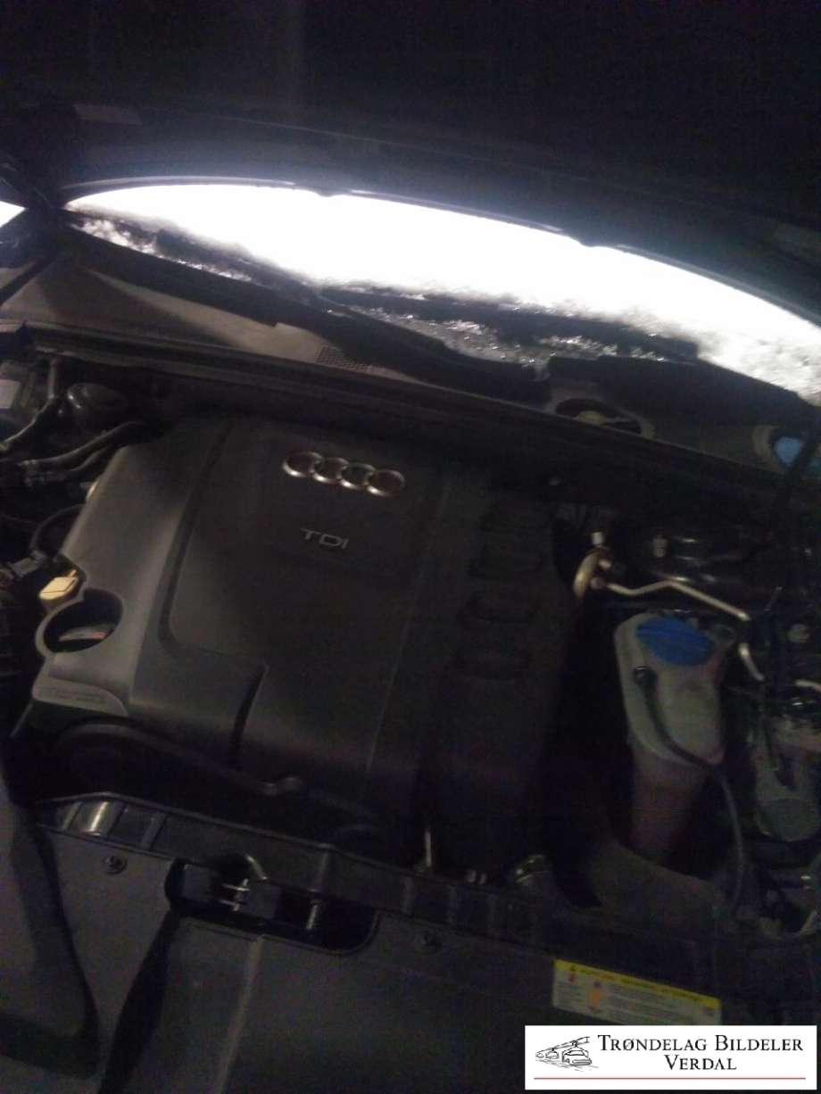 Audi A4, Allroad 2009-2016 (Type I) (B8) (B8), Motorkode: CAG, Girkassekode: M