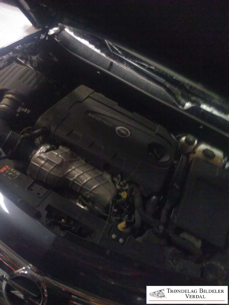 Opel Insignia A 2009-2014 , Motorkode: A20DTH, Girkassekode: F