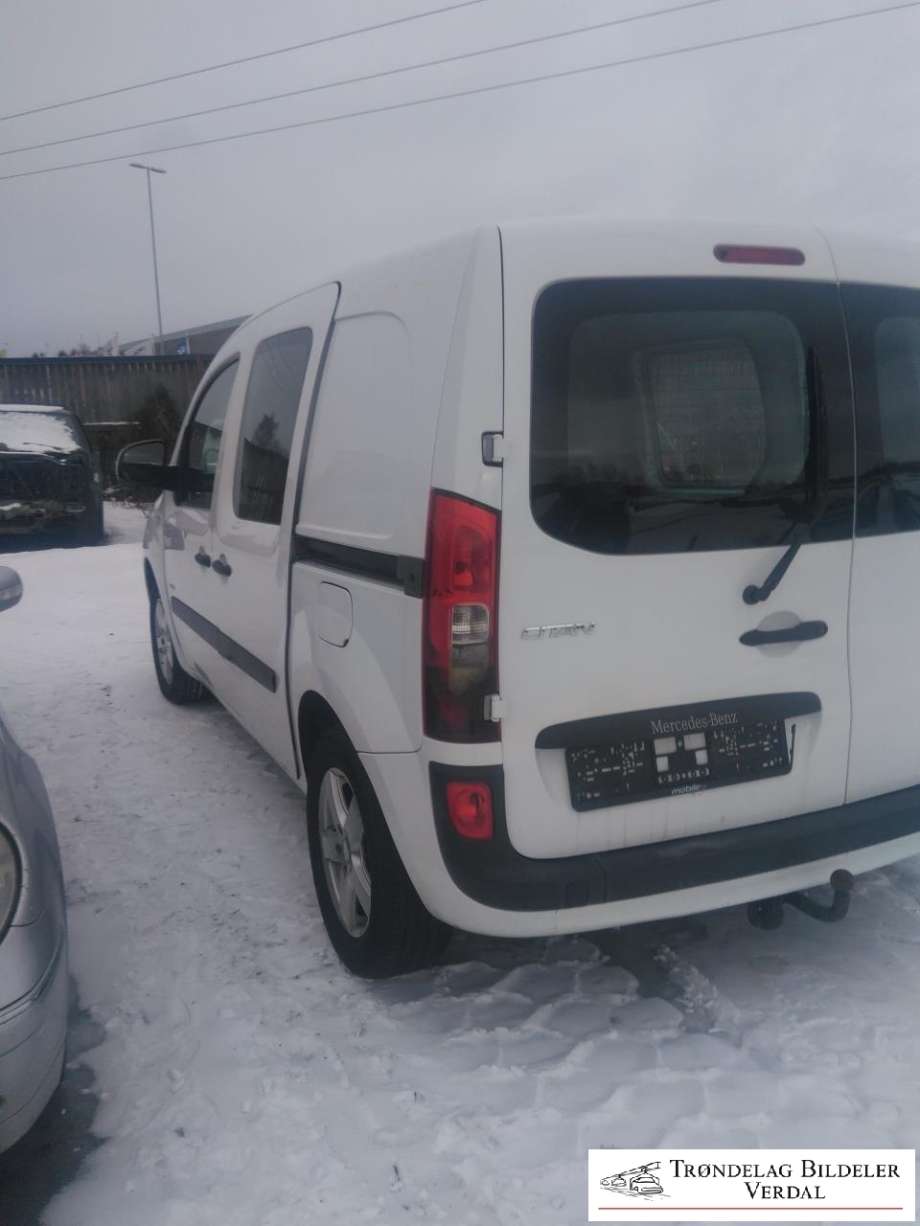 Mercedes Citan 2012-2021 (W415) (W415), Motorkode: K9K B6, Girkassekode: 