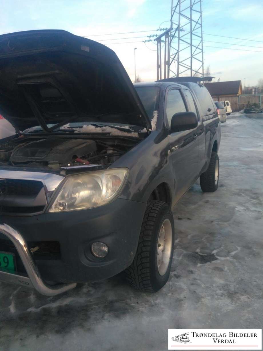Toyota Hilux 2006-2011 , Motorkode: 2KDFTV, Girkassekode: M