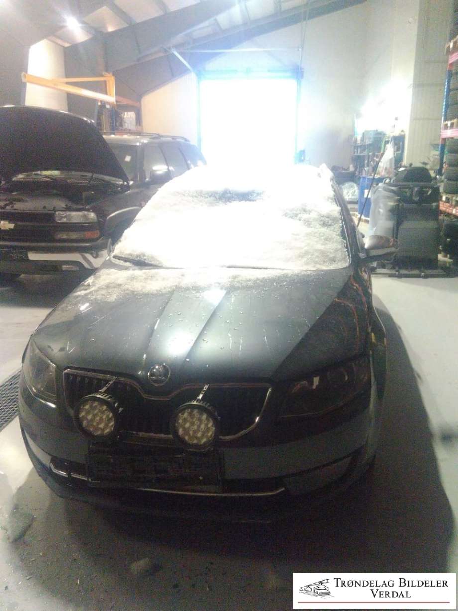 Škoda Octavia 2013-2016 (Type III, Fase 1) , Motorkode: CLH, Girkassekode: F