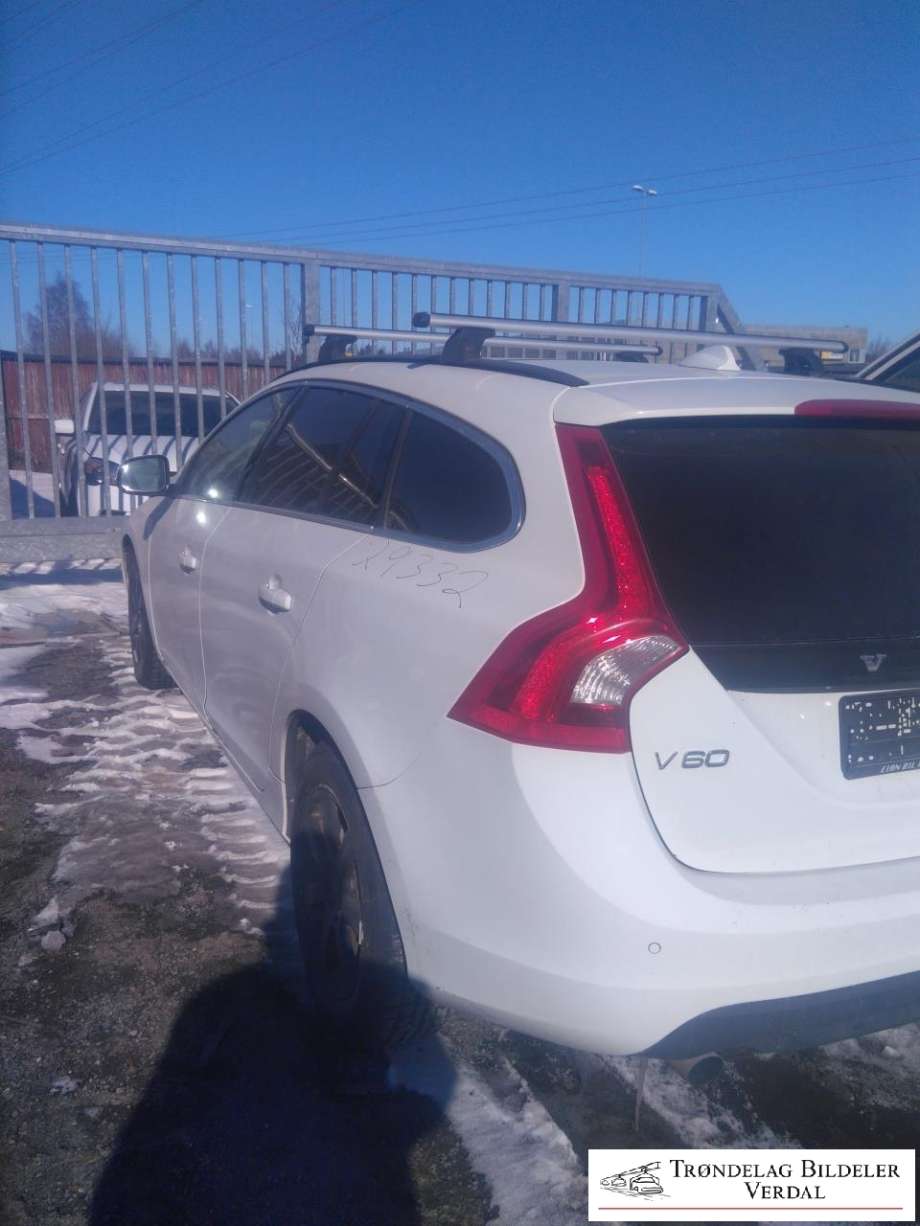 Volvo V60 2010-2013 (Type I, Fase 1) , Motorkode: D4162T, Girkassekode: 