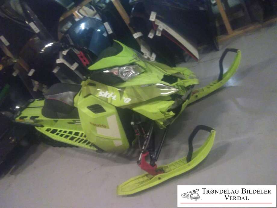 Snøscooter Ski-Doo øvrige 0-->> , Motorkode: 800R E-TEC, Girkassekode: A