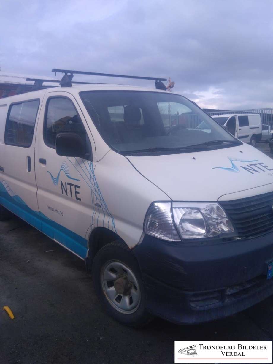 Toyota Hiace 2007-2012 (Fase 3) , Motorkode: 2KD-FTV, Girkassekode: M
