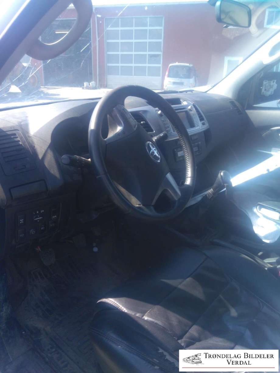Toyota Hilux 2012-2016 , Motorkode: 2KD-FTV, Girkassekode: M