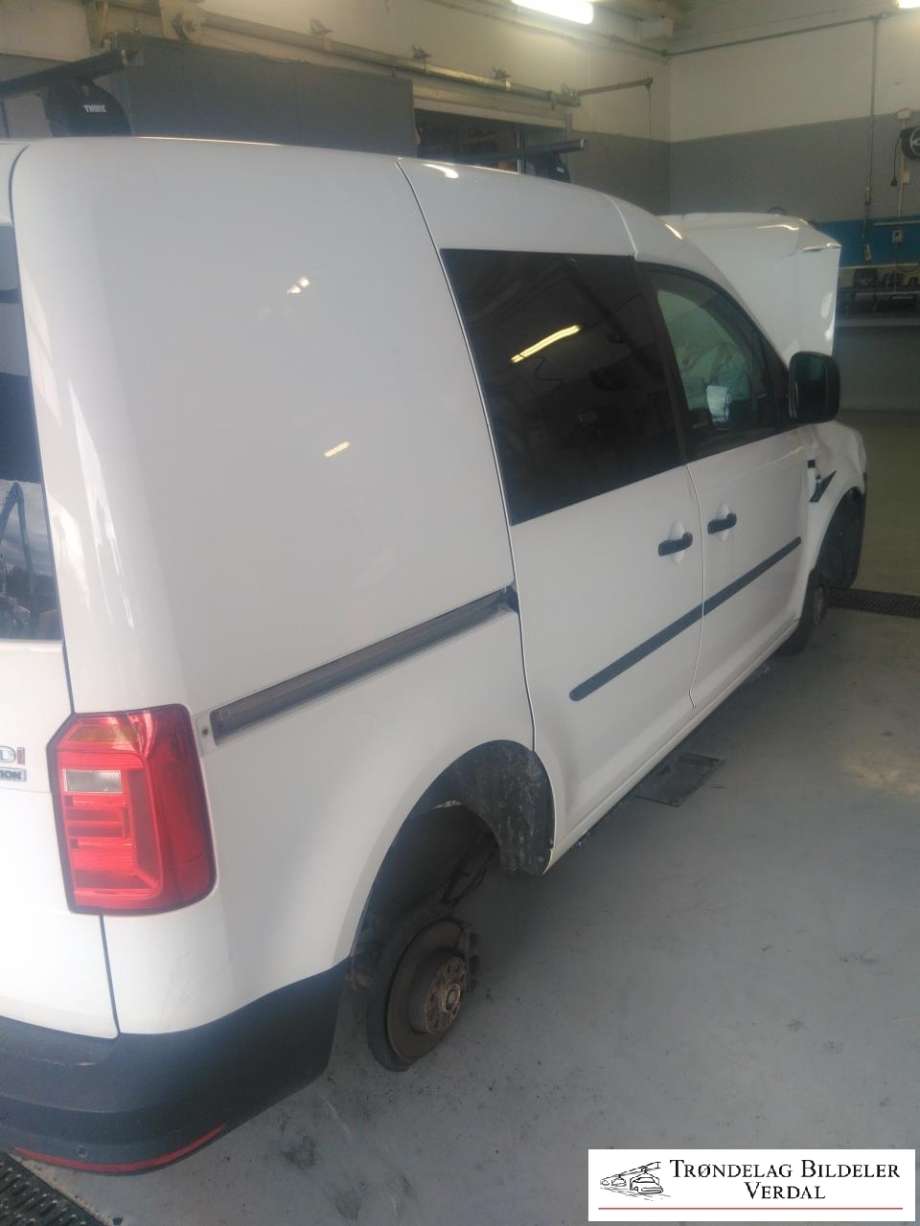 VW Caddy 2015-2020 (Type III, Fase 3) , Motorkode: DFS, Girkassekode: M