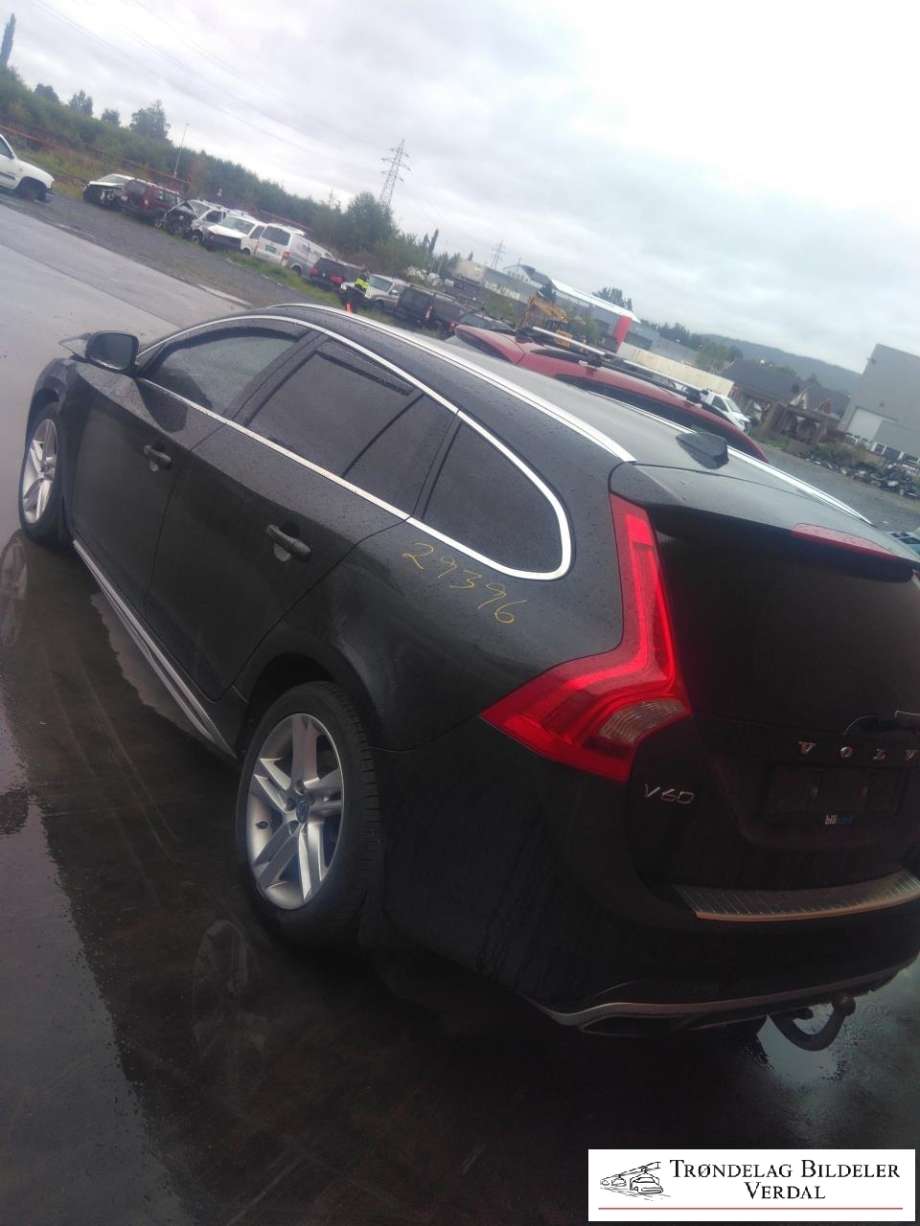 Volvo V60/V60 CC 2013-2018 (Type I, Fase 2) , Motorkode: D4162T, Girkassekode: A