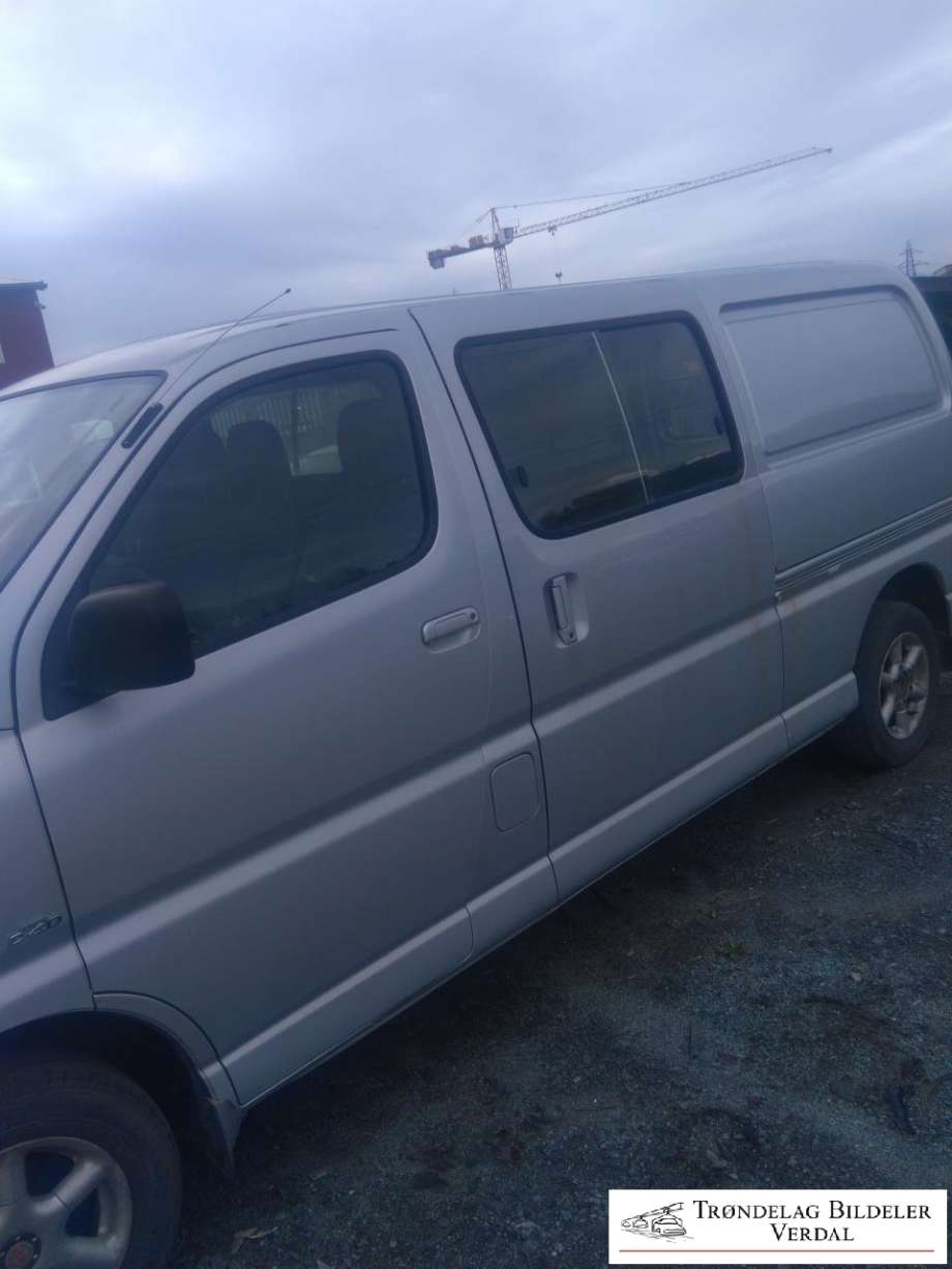 Toyota Hiace 2007-2012 (Fase 3) , Motorkode: 2KD-FTV, Girkassekode: M