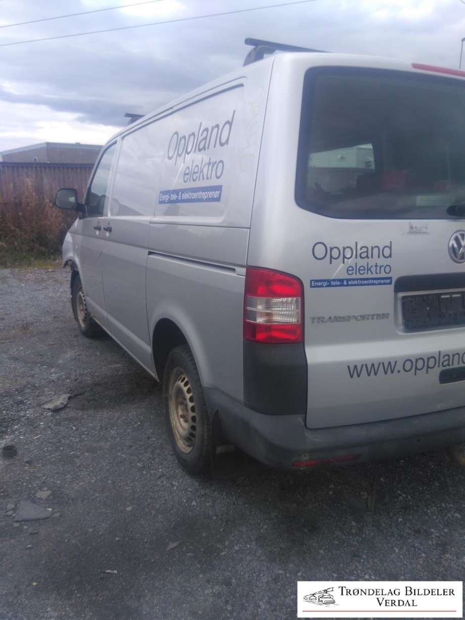 VW Transporter / Caravelle 2009-2015 (Fase 2) (T5) (T5), Motorkode: CAA, Girkassekode: M
