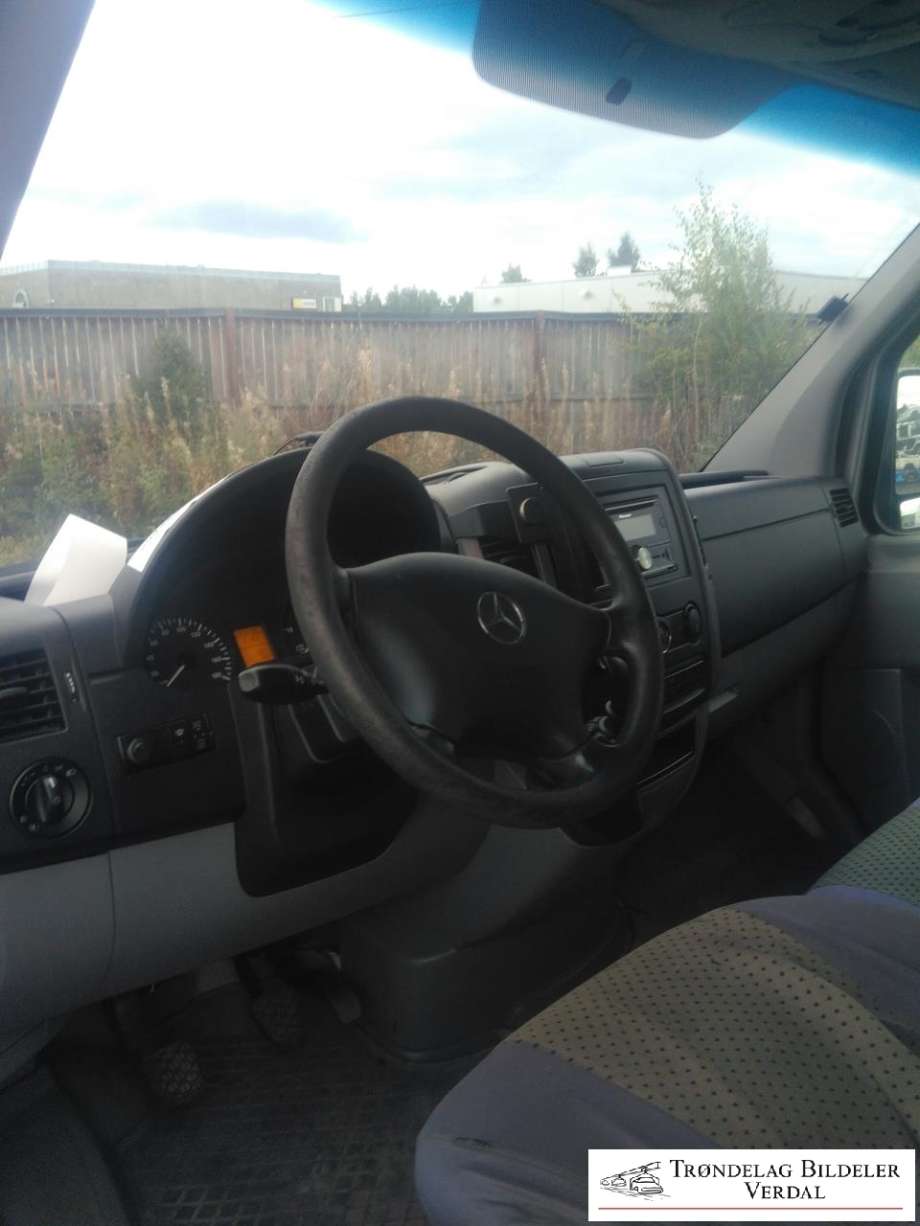 Mercedes Sprinter 2006-2013 (Fase 1) (906) (906), Motorkode: 646985, Girkassekode: M