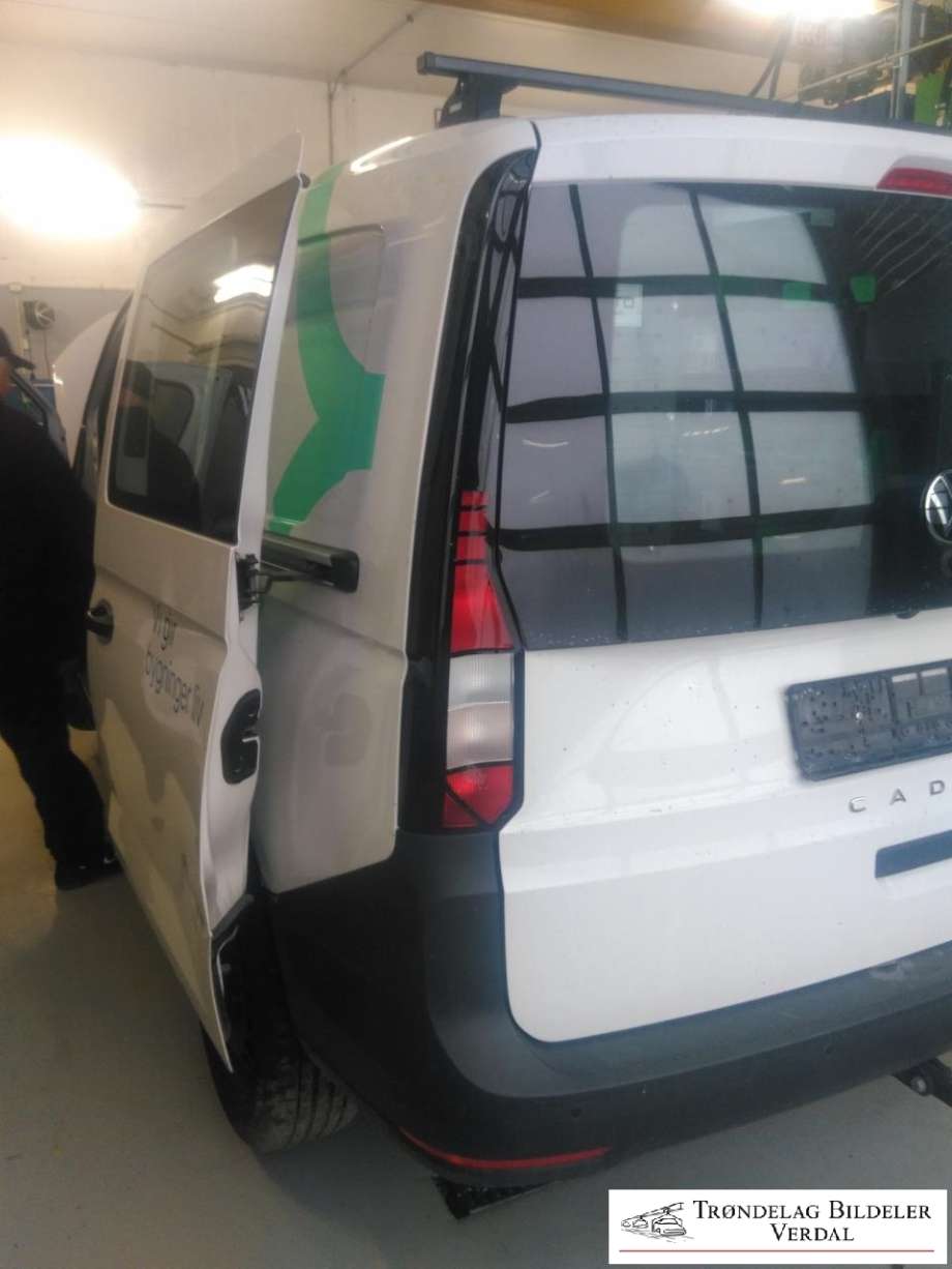 VW Caddy 2020-->> (Type IV) , Motorkode: DTR, Girkassekode: UMB