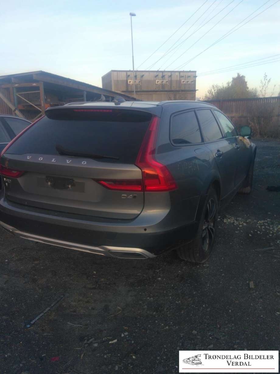Volvo V90 / V90 CC / S90 2016-->> , Motorkode: D4204T14, Girkassekode: A