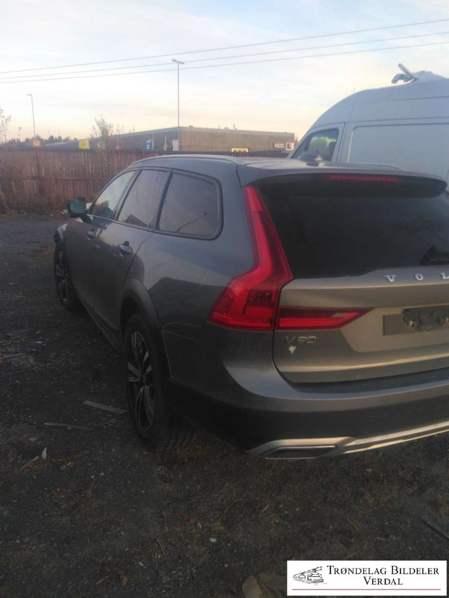 Volvo V90 / V90 CC / S90 2016-->> , Motorkode: D4204T14, Girkassekode: A