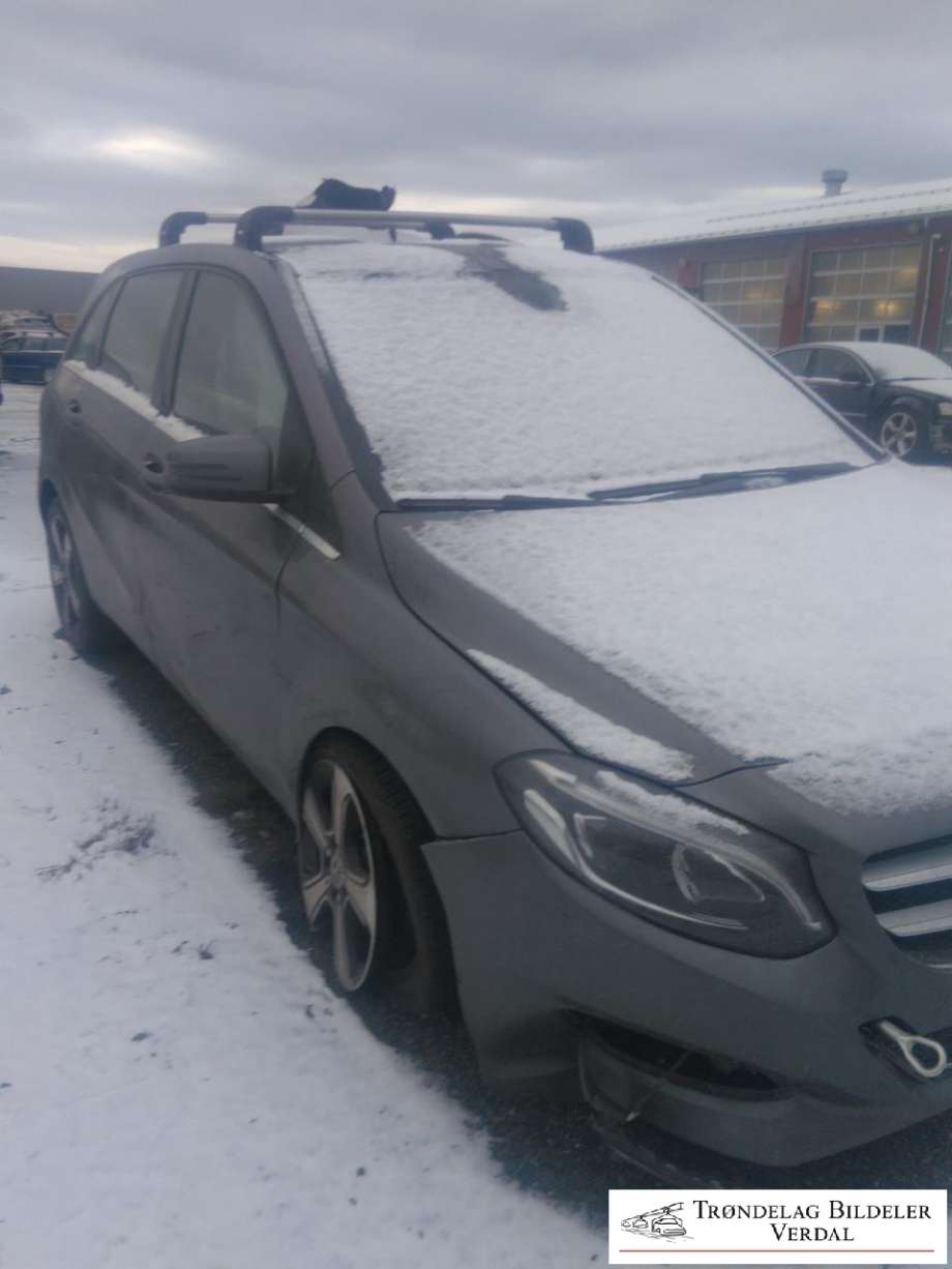 Mercedes B-Klasse 2011-2018 (W246) (W246), Motorkode: 651930, Girkassekode: 