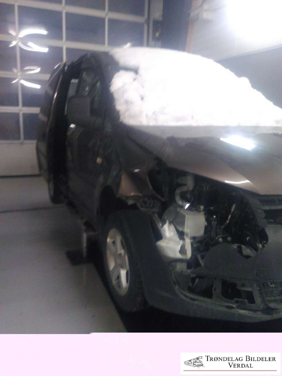 VW Caddy 2010-2015 (Type III, Fase 2) , Motorkode: CAY, Girkassekode: 
