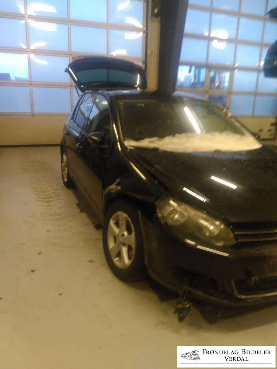 VW Golf VI 2008-2012 , Motorkode: CFF, Girkassekode: M