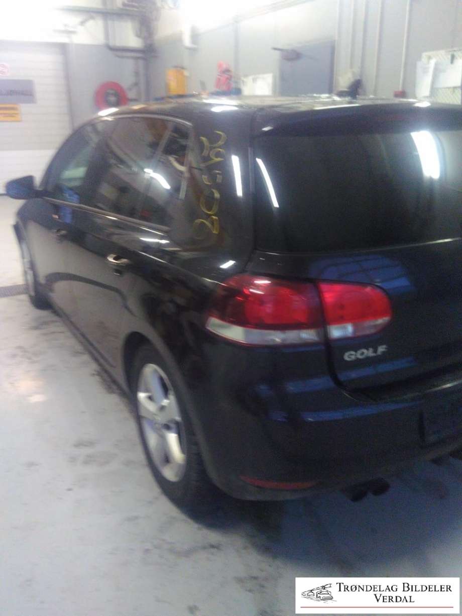 VW Golf VI 2008-2012 , Motorkode: CFF, Girkassekode: M