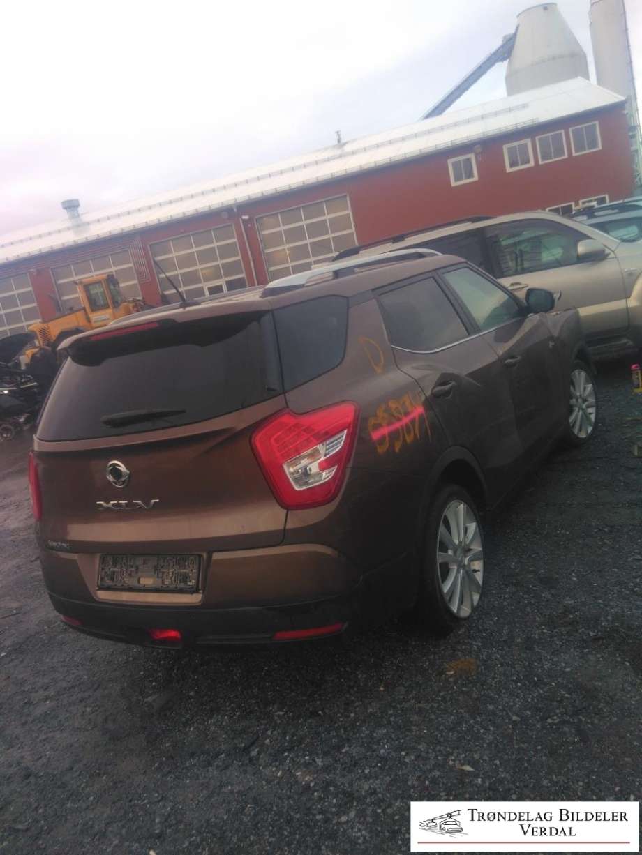 SsangYong Tivoli 2016-->> , Motorkode: 673 910, Girkassekode: M