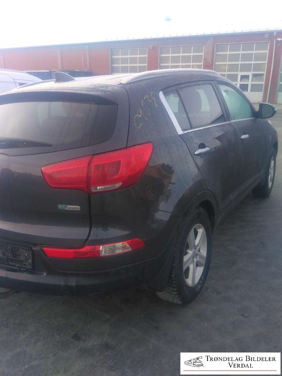 Kia Sportage 2010-2016 (Type III) , Motorkode: D4FD, Girkassekode: M