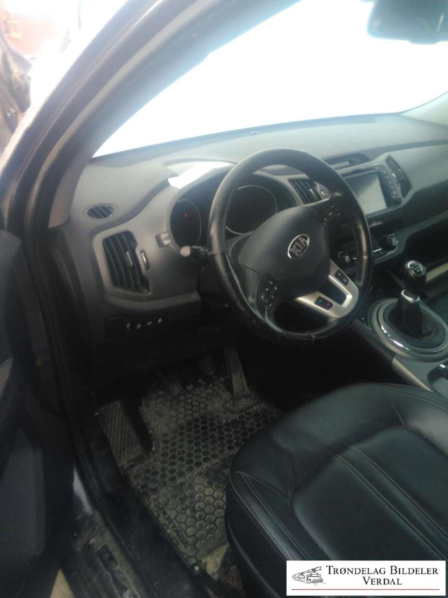 Kia Sportage 2010-2016 (Type III) , Motorkode: D4FD, Girkassekode: M