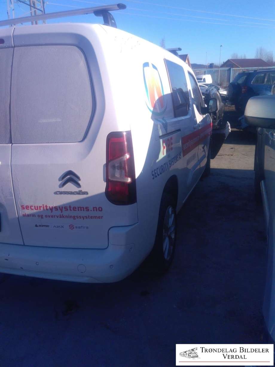 Citroën Berlingo 2019-->> (Type III) , Motorkode: YH01, Girkassekode: A