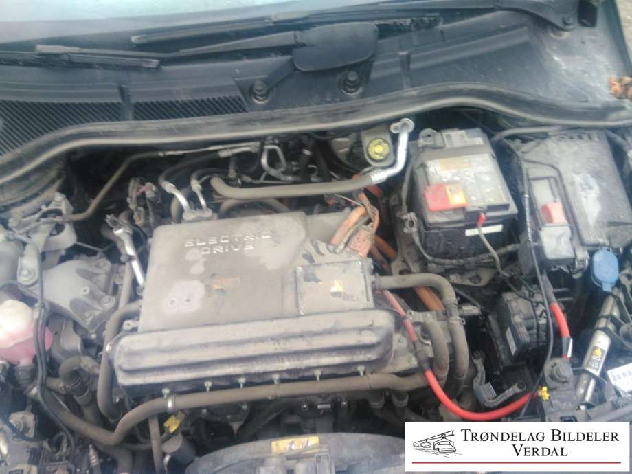 Mercedes B-Klasse 2011-2018 (W246) (W246), Motorkode: EM0004, Girkassekode: A