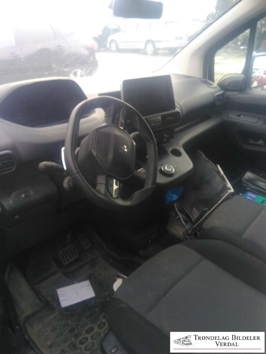 Peugeot Partner 2019-->> (Type III) , Motorkode: YH01, Girkassekode: A