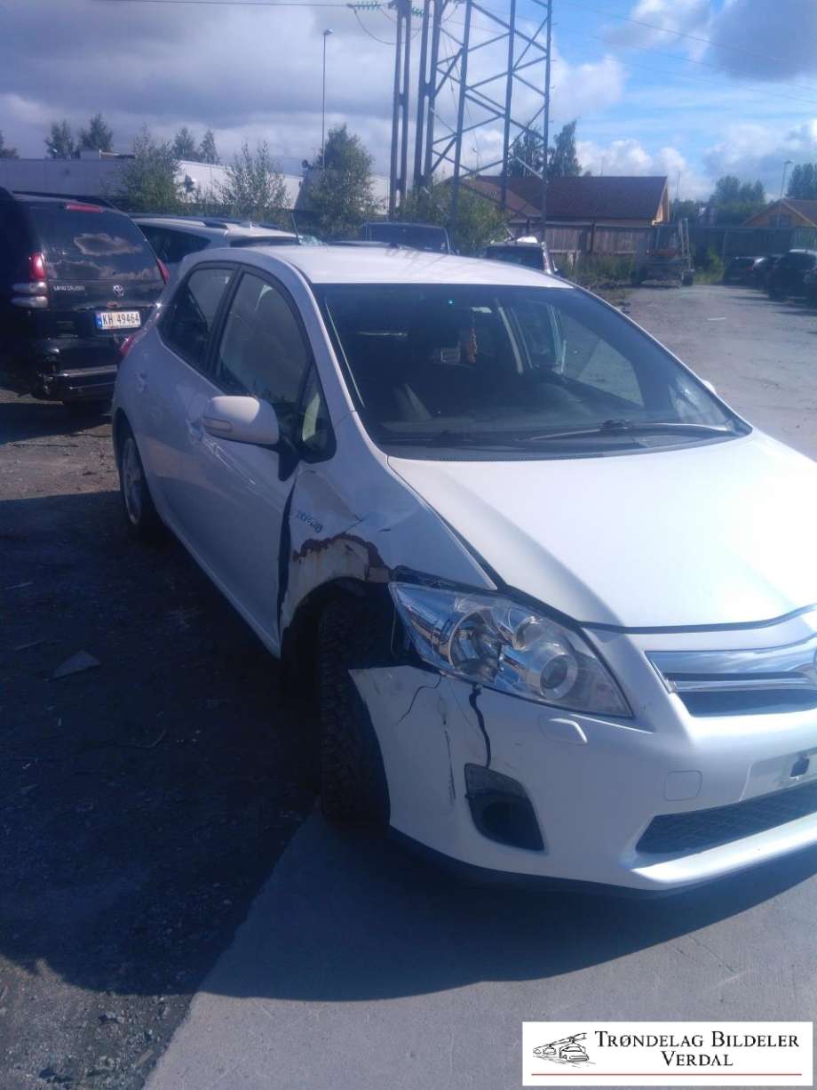 Toyota Auris 2010-2012 (Type I, Fase 2) delebil , Motorkode: 2ZR-FXE, Girkassekode: A