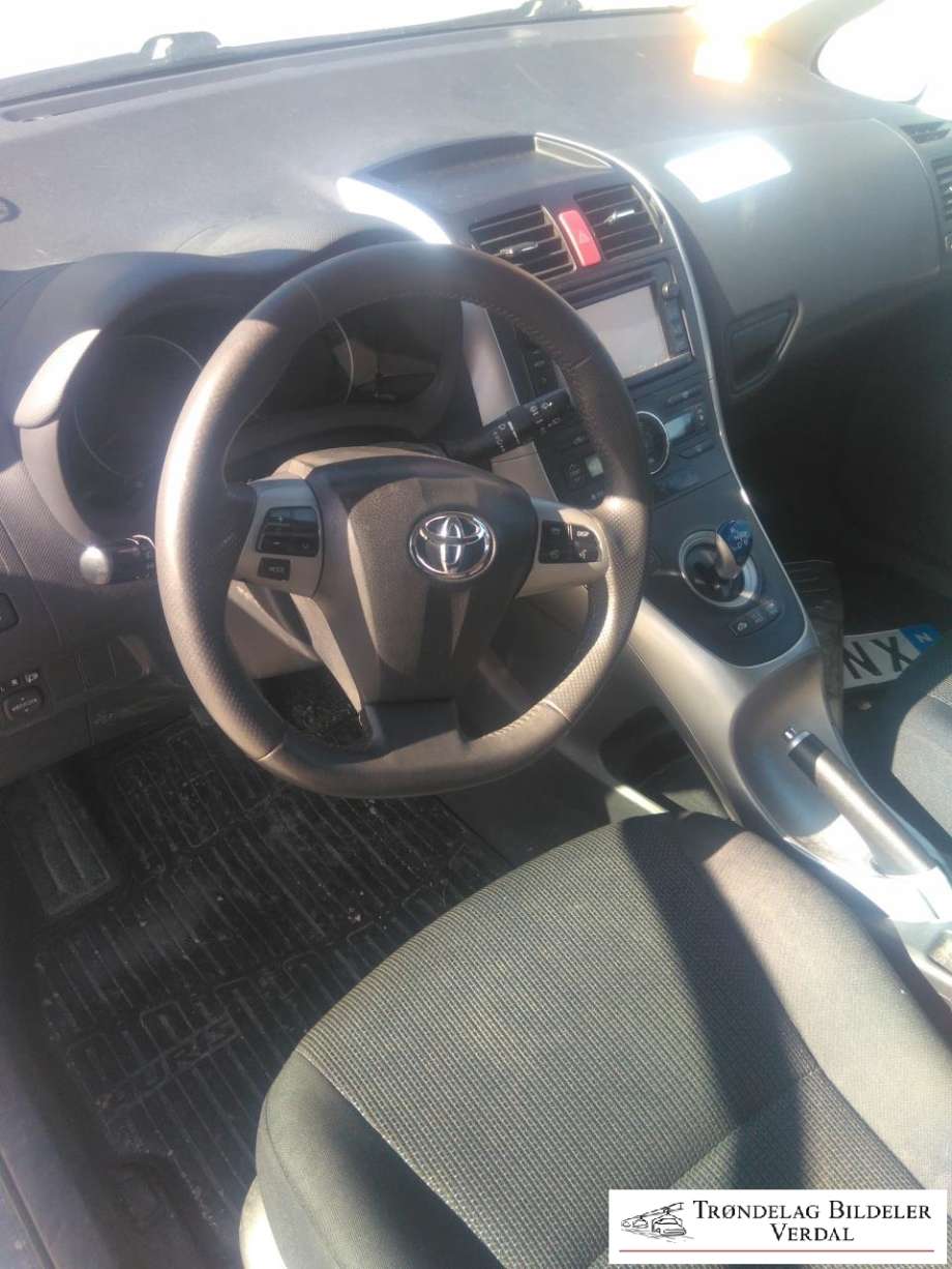 Toyota Auris 2010-2012 (Type I, Fase 2) delebil , Motorkode: 2ZR-FXE, Girkassekode: A