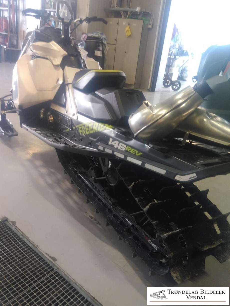 Snøscooter Ski-Doo øvrige 0-->> , Motorkode: 849, Girkassekode: A