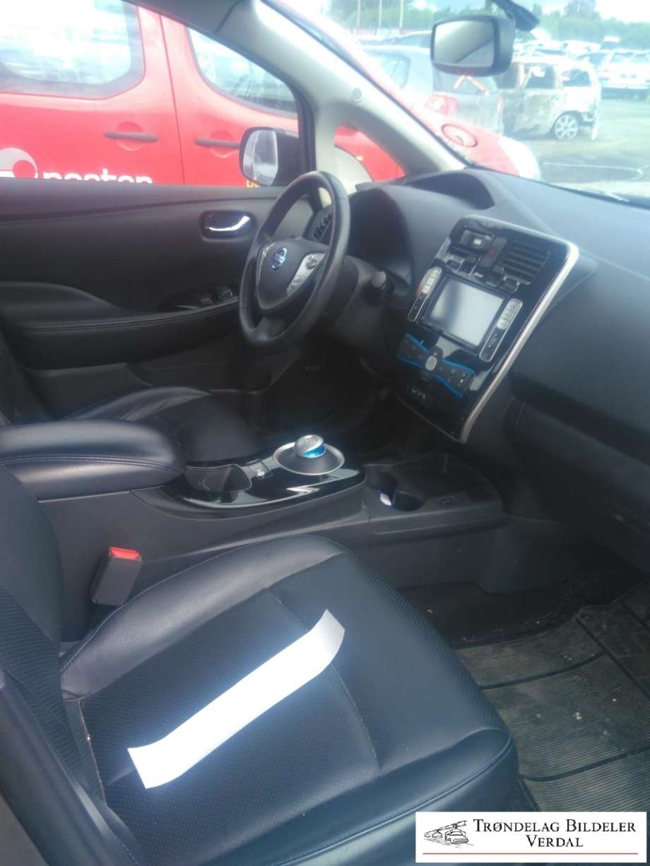 Nissan Leaf 2011-2017 (Type I) , Motorkode: , Girkassekode: A