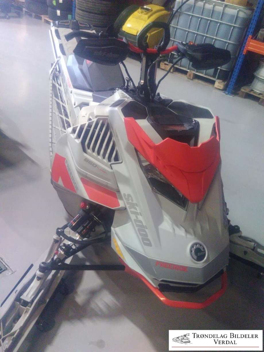 Snøscooter Ski-Doo øvrige 0-->> , Motorkode: E-849ACA, Girkassekode: A