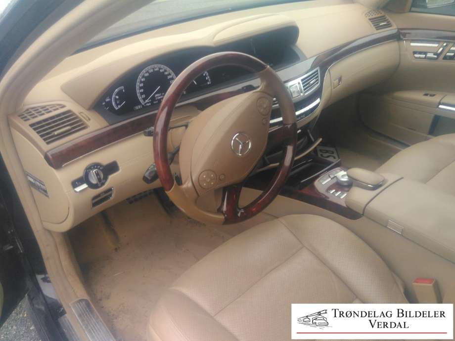 Mercedes S-Klasse 2005-2013 (W221) delebil , Motorkode: OM642.932, Girkassekode: A