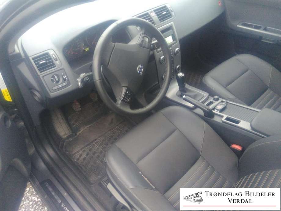 Volvo V50 2004-2007 (Fase 1) , Motorkode: D4164T, Girkassekode: 