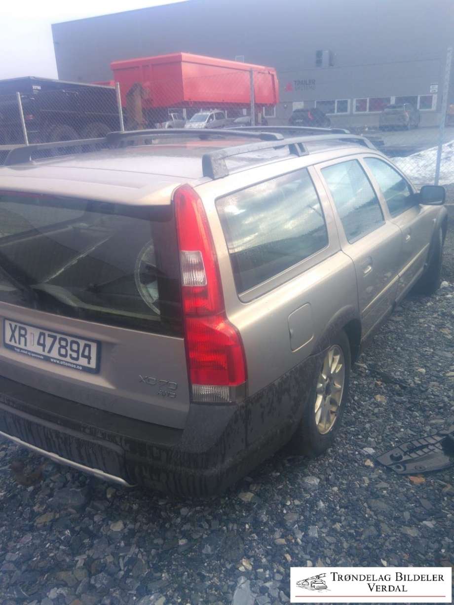 Volvo XC70 2001-2004 (Type I, Fase 1) , Motorkode: D5244T, Girkassekode: 
