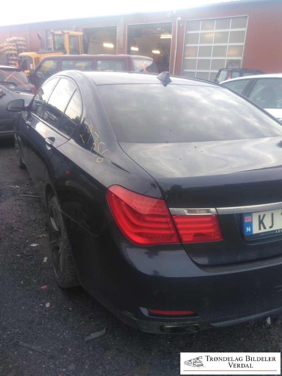 BMW 7-Serie 2009-2015 (F01/F02/F03/F04) (F01/F02/F03/F04), Motorkode: N57D30B, Girkassekode: 