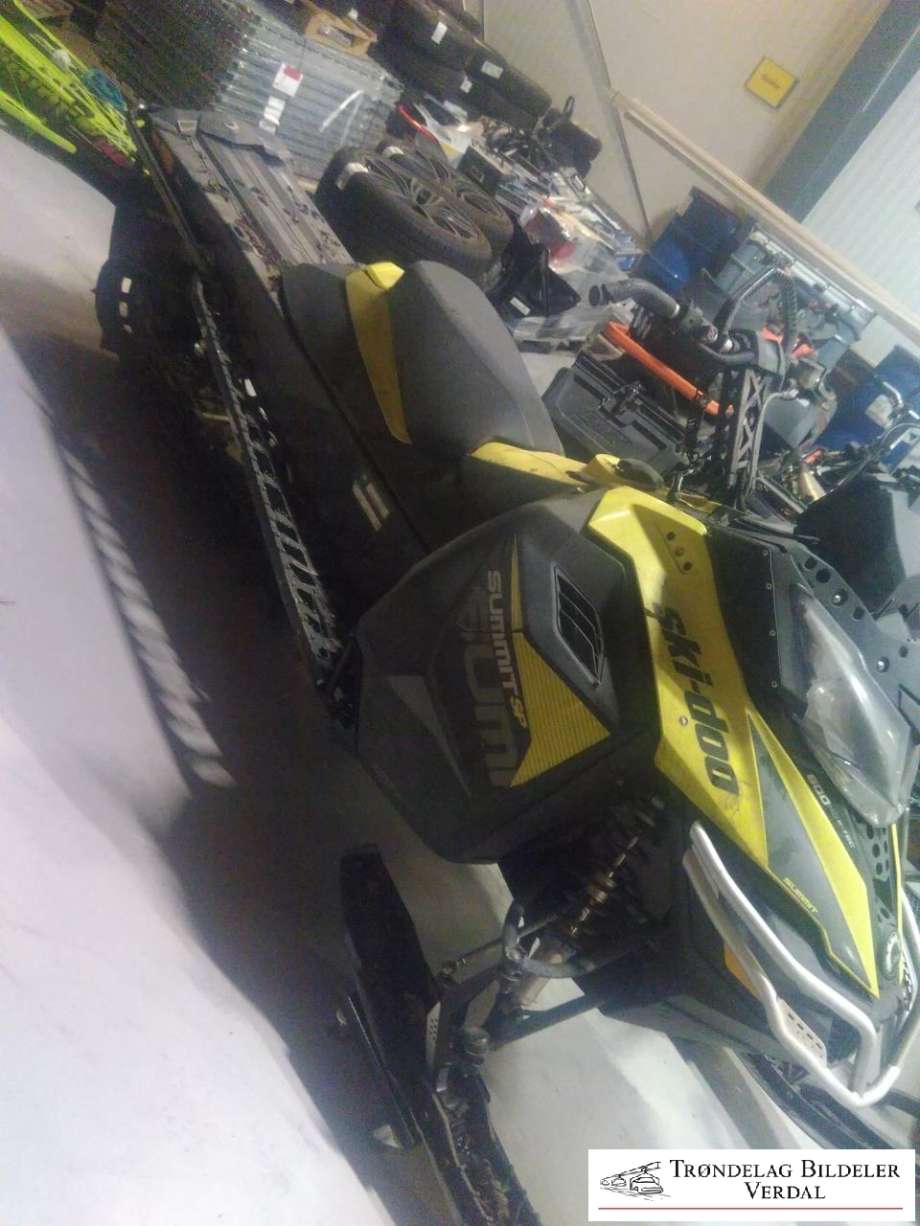 Snøscooter Ski-Doo øvrige 0-->> , Motorkode: 593, Girkassekode: A