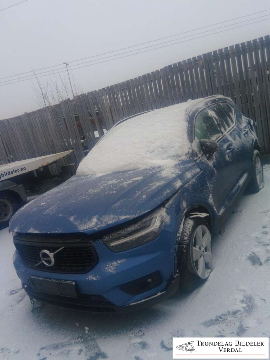 Volvo XC40 2018-2024 , Motorkode: D4204T16, Girkassekode: 