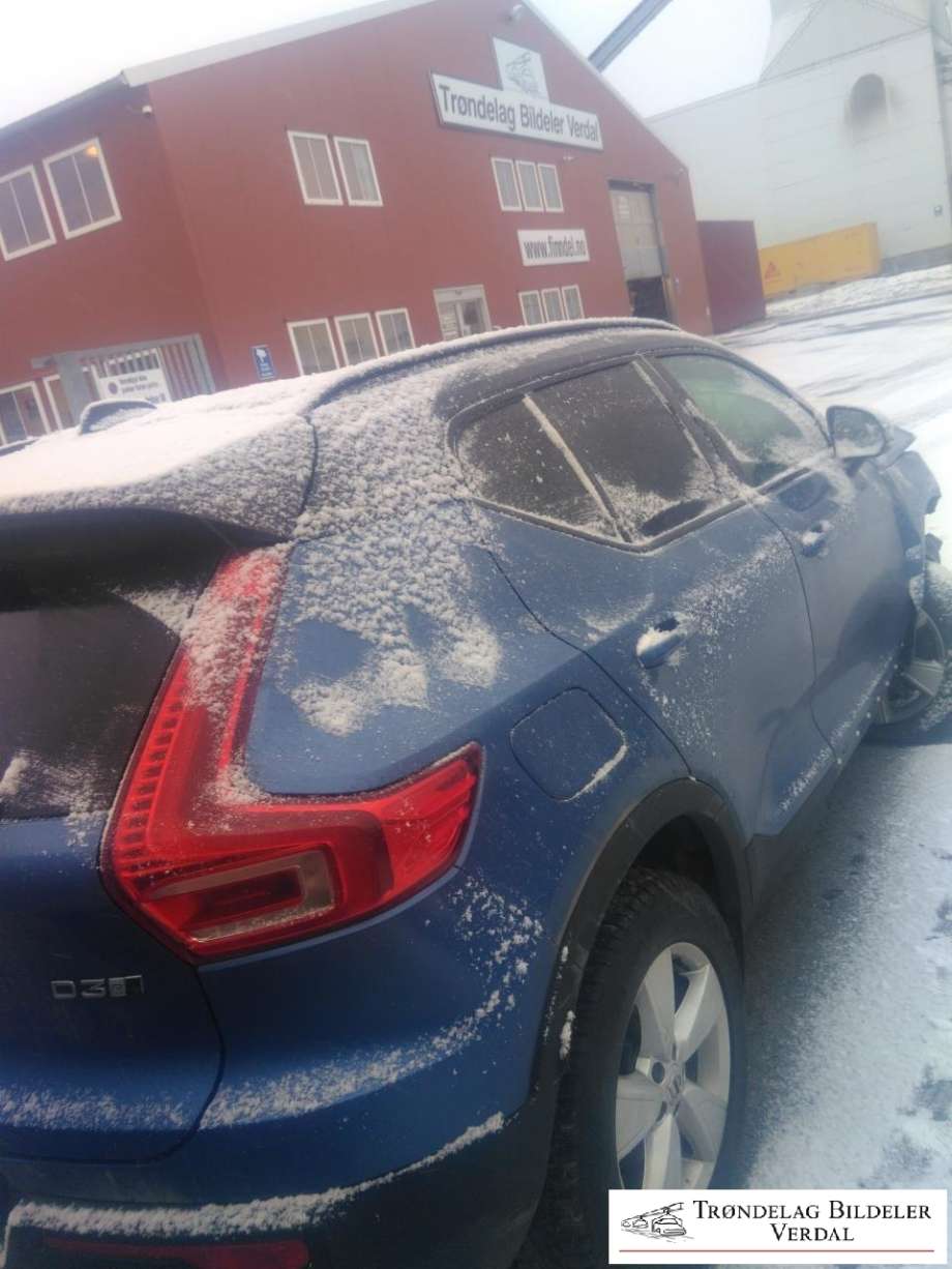 Volvo XC40 2018-2024 , Motorkode: D4204T16, Girkassekode: 