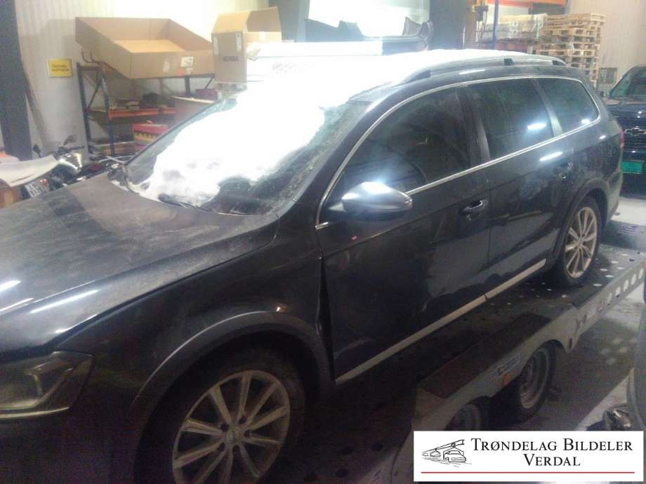VW Passat 2011-2015 (B7) (B7), Motorkode: CFG, Girkassekode: